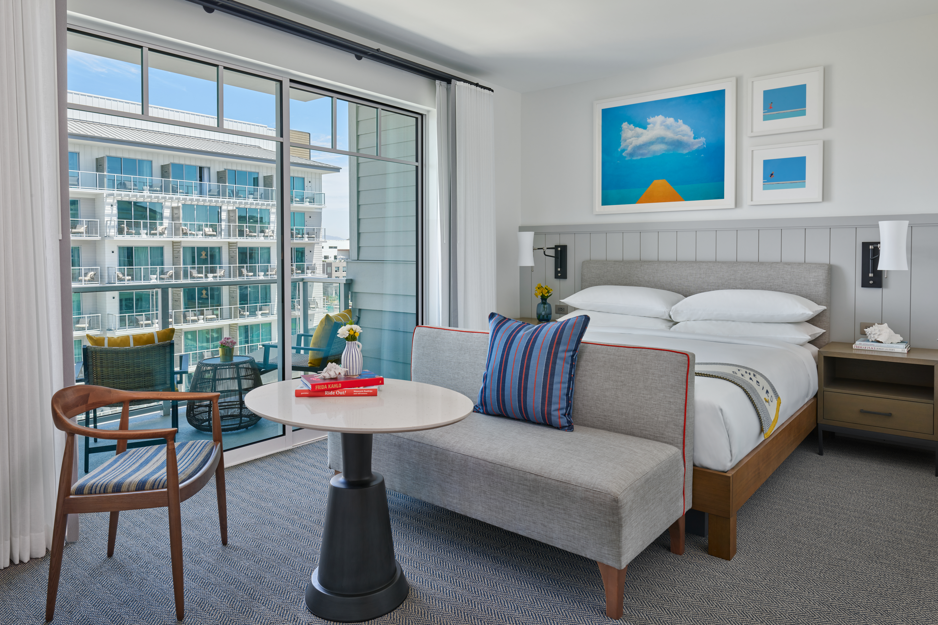 1 King Bed with City View
