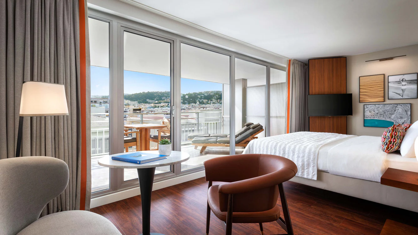 Executive City View, Guest Room, 1 King, City View, Terrace