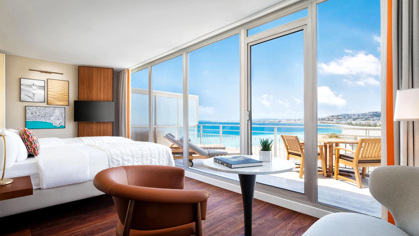 Executive Top Floor, Guest Room, City View, Terrace