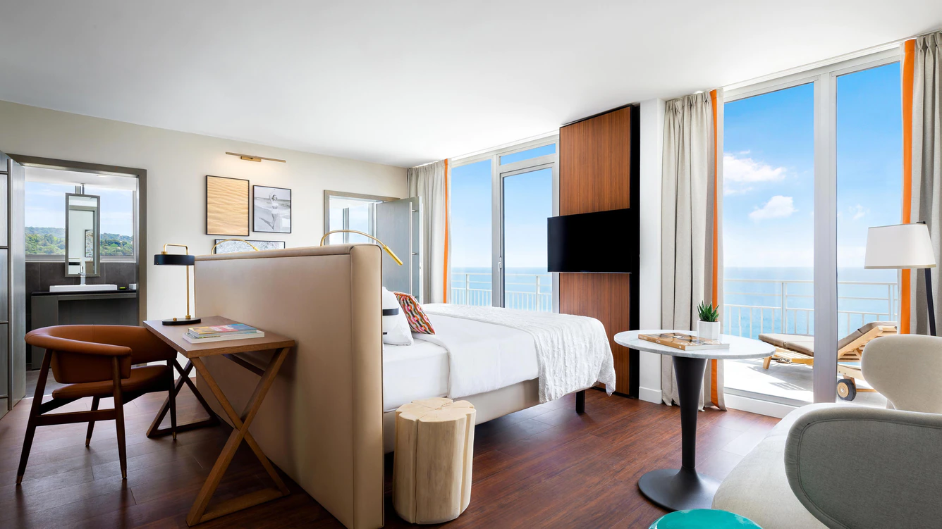 Panoramic Junior Suite, Junior Suite, 1 King, Sea View, Terrace