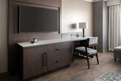 Guest Room - Work Desk