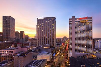 New Orleans Marriott, Sheraton New Orleans Hotel