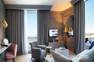 Villa Odak Suite with Sea View and French Balcony