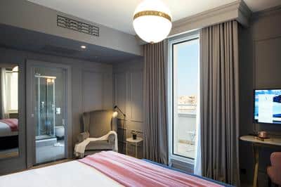 Villa Odak Suite with Sea View and French Balcony