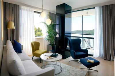 Executive Suite with Sea View and Balcony