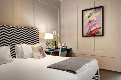 Charming Suite