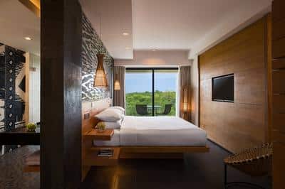 King Deluxe Guest Room