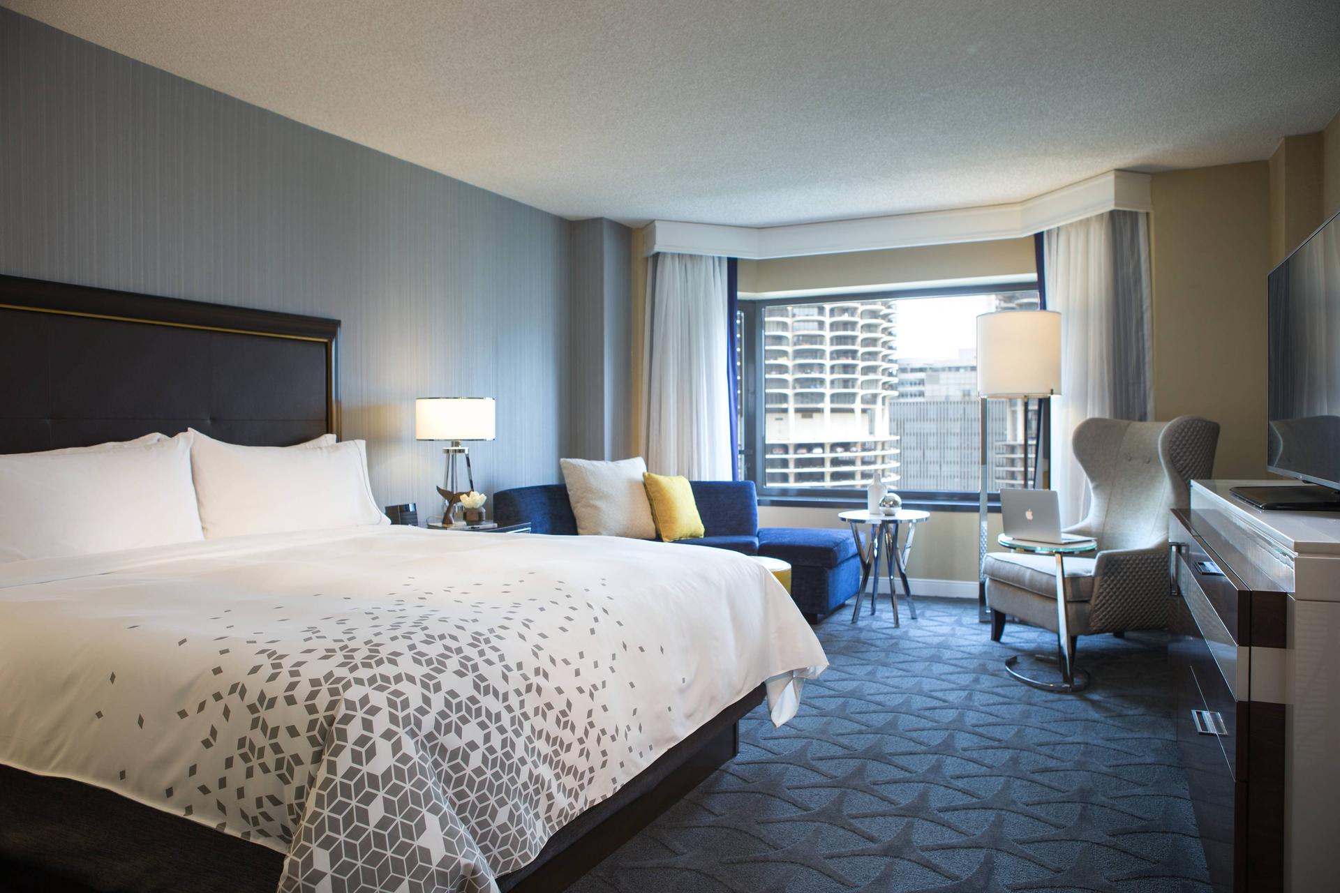 Renaissance Chicago Downtown Hotel