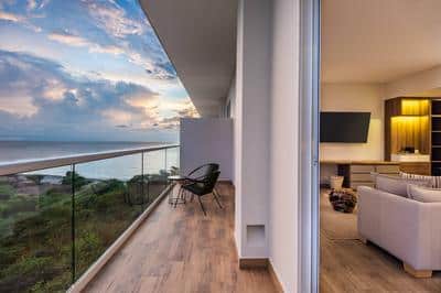 Junior Suite - Balcony
