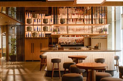 Lounge Bar
