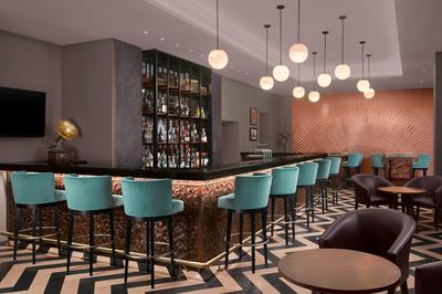 Smith & Whistle Bar & Terrace