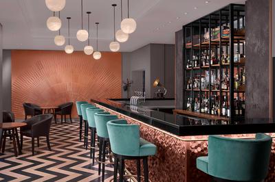 Smith & Whistle Bar & Terrace