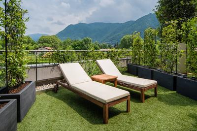 Deluxe Terrace, Guest Room, 1 King, Balcony
