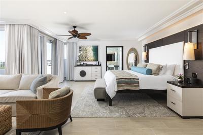 PRINT JUNIOR SUITE CITY VIEW C