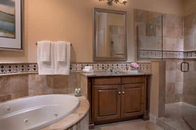 Ocean Tower Suite