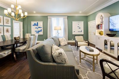 DirectorsSuiteLivingRoom