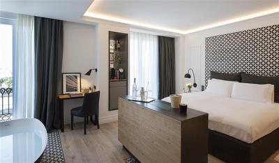 Junior Suite Marina Bedroom