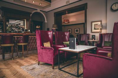 The 1906 Bar