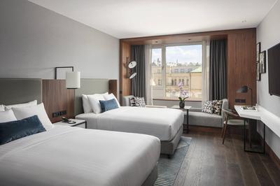 Guest room