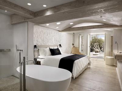 Junior Suite with Outdoor Hot Tub