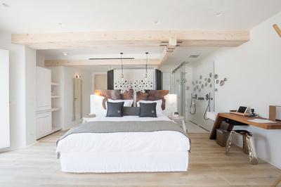 Vista Suite with Panoramic View & Outdoor Hot Tub