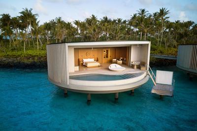 Lagoon Pool Villa