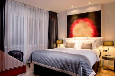 Guest room