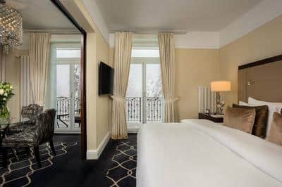 Signature Suite Deluxe