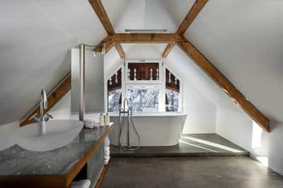 Waldhaus Suite Mater Bathroom - Tub