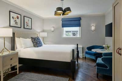 Illustrator Guest Room Seating Area