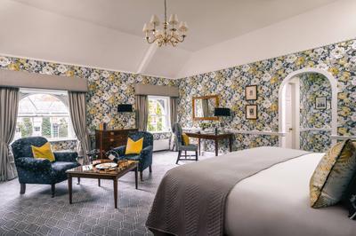 Guest room