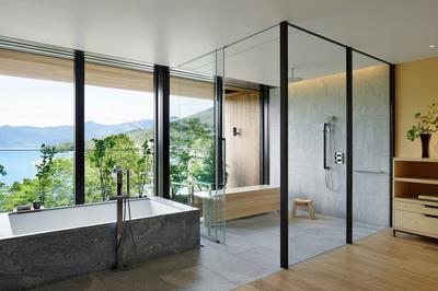 Ritz-Carlton Suite
