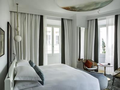 Luxury Room
