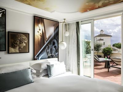 Suite with Panoramic Terrace