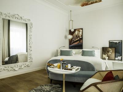Luxury Room