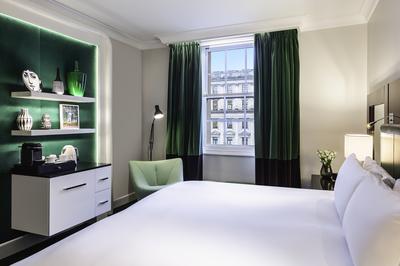 Premium Luxury Room