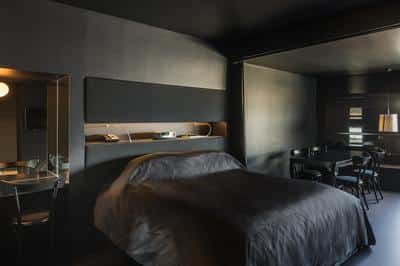 SO Black Suite