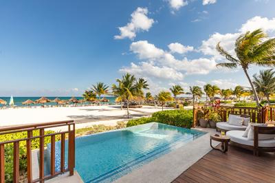 Beach Front Premium Suite