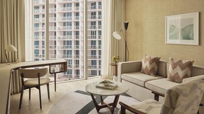 Lauderdale-View Suite