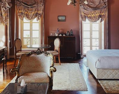 Super Premium Suite