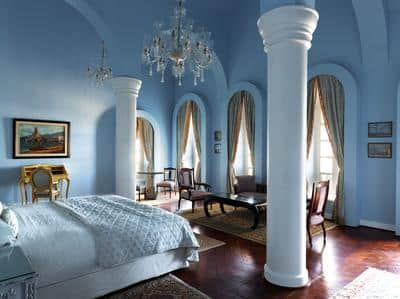 Super Premium Suite