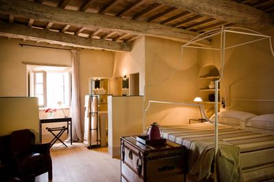 3-Bedroom Amiata Village House