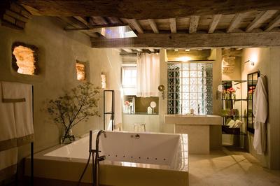3-Bedroom Amiata Village House