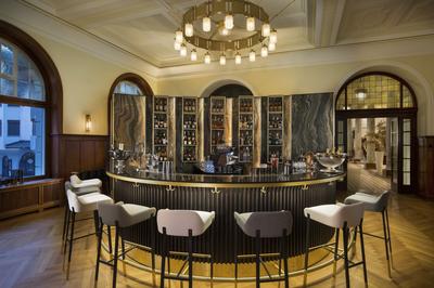 The Palace Bar