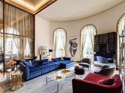 Guest room