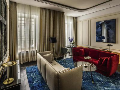 Guest room