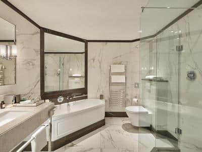 2-Bedroom Kingdom of Fife Suite