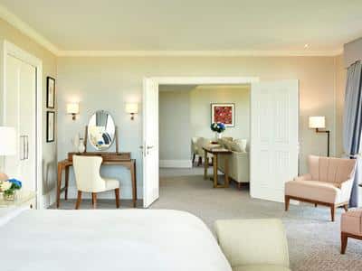 2-Bedroom Kingdom of Fife Suite