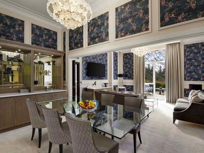 Fairmont One Bedroom King Terrace Suite