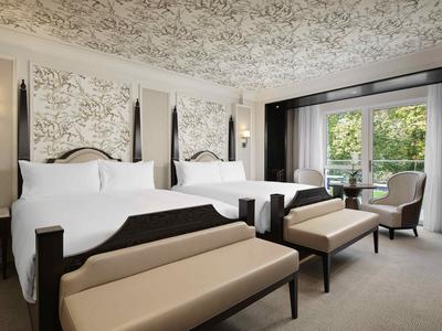 Deluxe Double Double Balcony Room